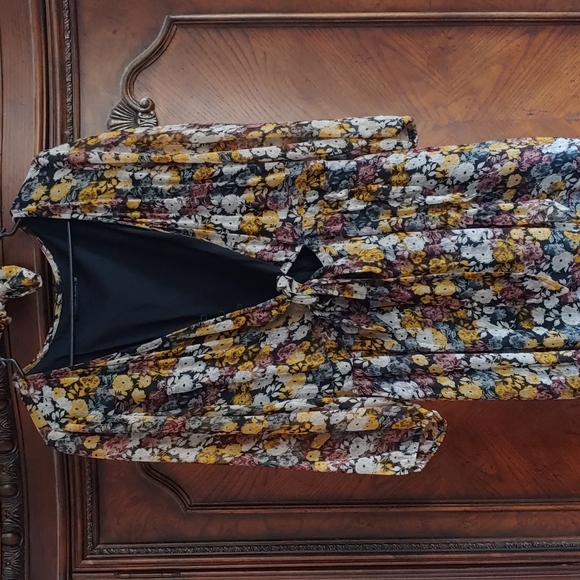 Abercrombie & Fitch Dresses & Skirts - Abercrombie & Fitch Floral Maxi Dress - Yellow, White, Black